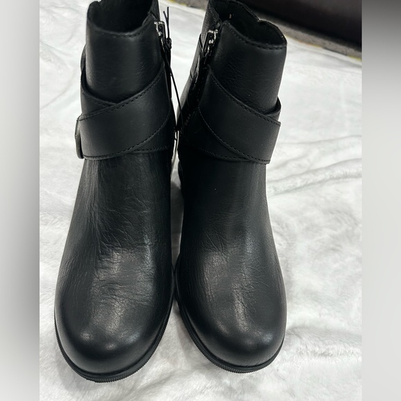 Sorel Women's Joan of Arctic Wedge II Buckle Boot - Light Rain - Waterproof - Picture 2 of 7